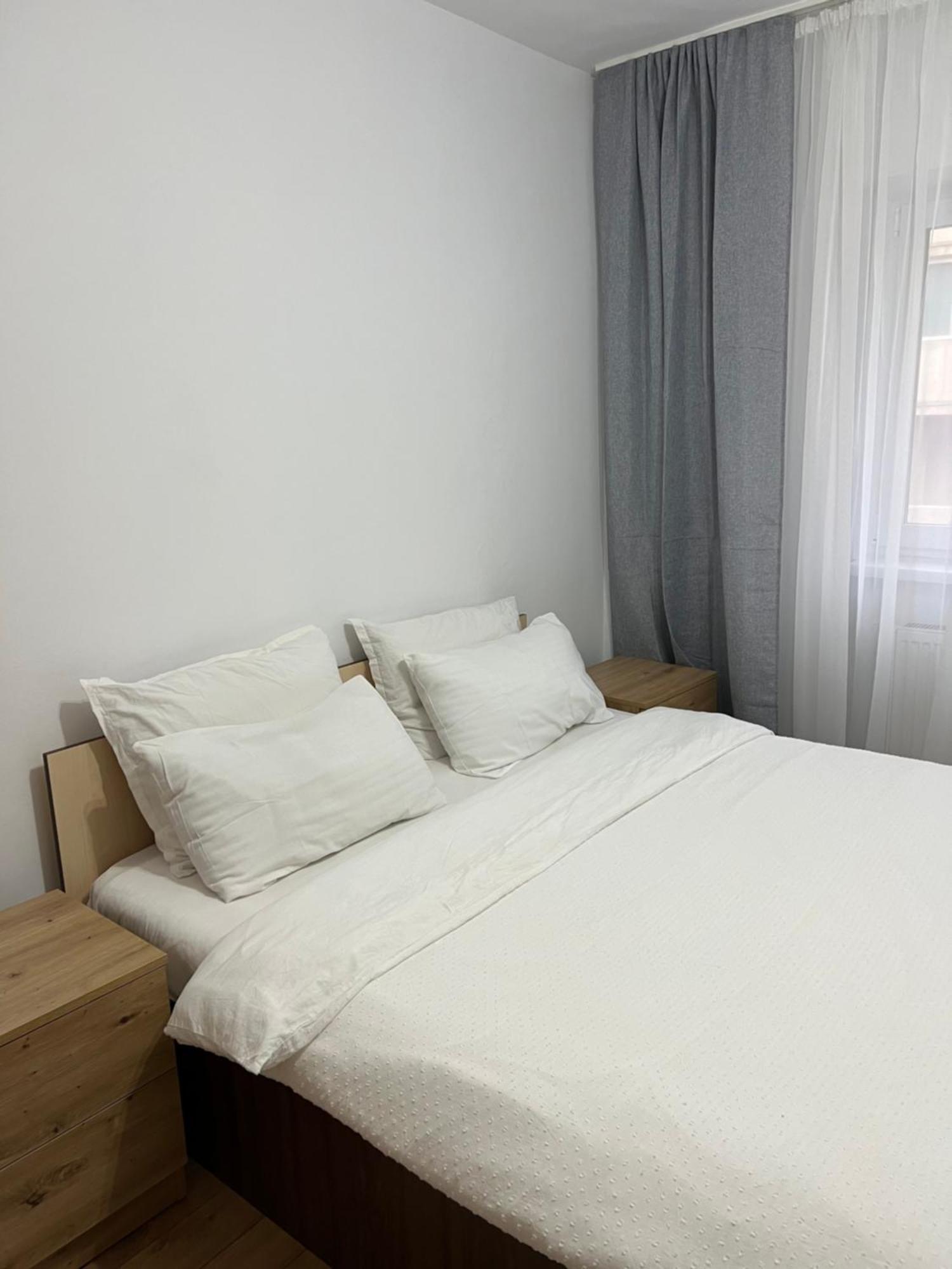 Apartament Centru Ramnicu Valcea Exterior photo
